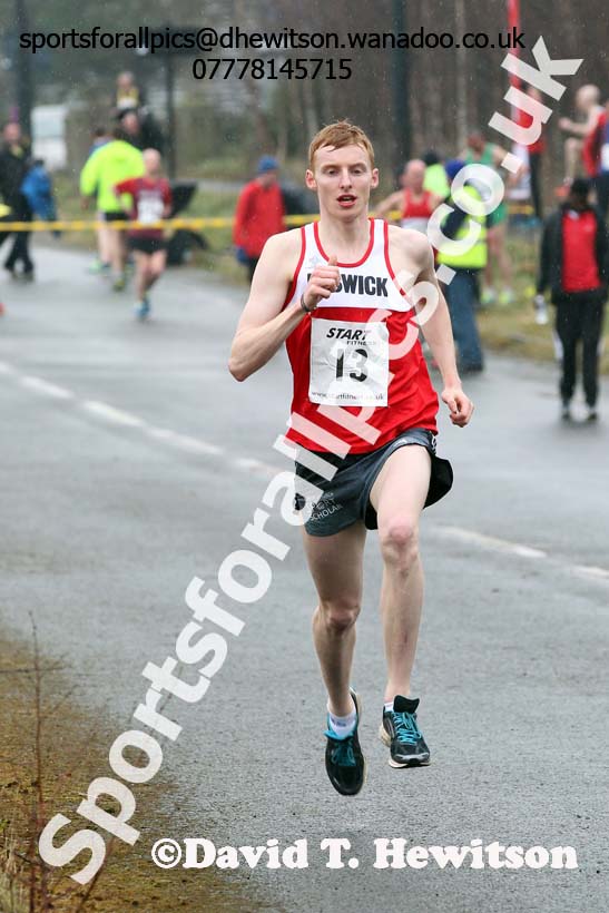 Mens relay, Elswick Harriers Relays, Newburn, Newcastle. Photo: David T. Hewitson/Sports for All Pics